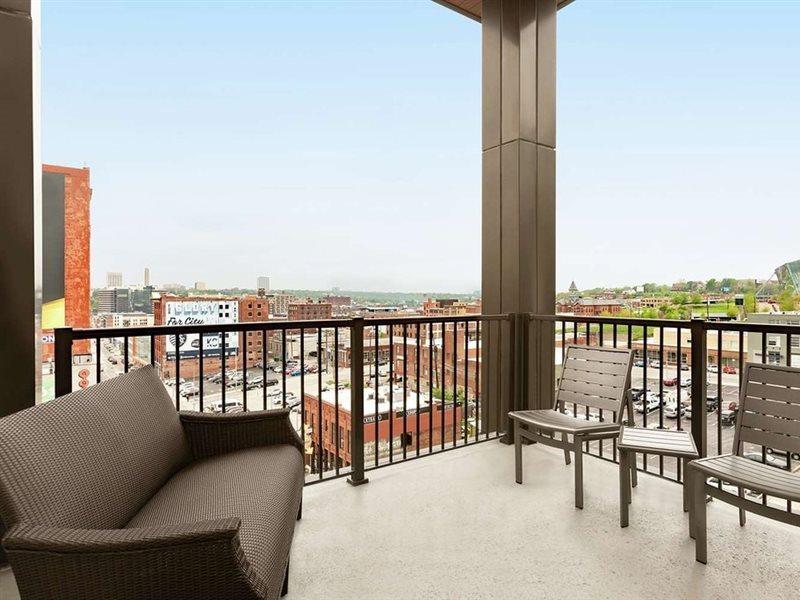 Hampton Inn Suites Kansas City Downtown Crossroads Exterior photo